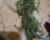 A picture of step 4 of Chicken fingers roll.