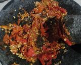 Foto langkah ke 2 dari resep Sambal Bawang Bakar.