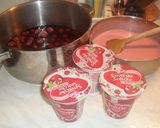 Tejszínes-meggyjoghurtos torta recept fázis 2 fotója