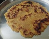 A picture of step 4 of Sweet potato tapioca paratha.