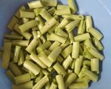 Foto langkah ke 2 dari resep Buncis Kuah Kuning (tanpa santan).