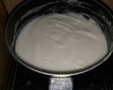 Foto langkah ke 2 dari resep Bubur sumsum lembut.