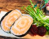 A picture of step 5 of Salmon Pink Spiral Onigiri Rice Ball 🍙.