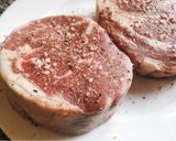 Hình bước làm 2 của món Bò, Măng Tây và Khoai Tây Nướng (Marinated Ribeye Steak - Butter Garlic Parmesan Roasted Potatoes)