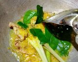 Foto langkah ke 3 dari resep Ikan Patin Kuah Kuning ala Ibuku.