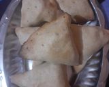 A picture of step 8 of Baked Aata Samosa.