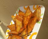 A picture of step 10 of Samosa wrap& folding method recipe.
