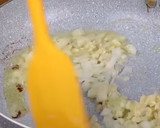 Foto del paso 3 de la receta: Pollo con tomate cremoso