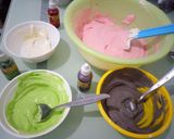 Foto langkah ke 4 dari resep Bolu Kukus Karakter Pinky.