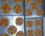 Foto langkah ke 4 dari resep Roti pizza mini super Empuukk.