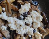 Foto del paso 3 de la receta: Berenjenas🍆en salsa de ajo🧄, miel🍯y queso🥯🧀🍆