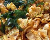 A picture of step 3 of Corn flake chuduva.