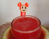 A picture of step 3 of Water melon juice.