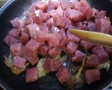 Foto del paso 4 de la receta: Atún rojo encebollado