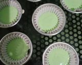 Foto langkah ke 3 dari resep Bolu Kukus no soda.