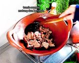 Foto langkah ke 1 dari resep Kangkung Daging Iris.