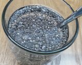 Foto langkah ke 1 dari resep Minuman sederhana chia seed.