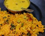 व्हेज पुलाव (Veg Pulao Recipe In Marathi) रेसिपी स्टेप 7 फोटो