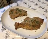 Une image de l'étape 10 de Côtes de porc marinées panées.