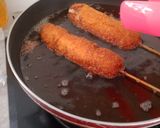 Foto langkah ke 5 dari resep Corn dog.