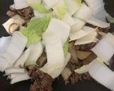 Foto langkah ke 3 dari resep 39. Tumis Sawi Daging.