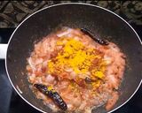 A picture of step 7 of Punjabi style bhindi masala.