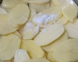 Foto langkah ke 1 dari resep Baked potato milk.