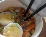 Foto langkah ke 7 dari resep Mie Instan Kuah Coklat.