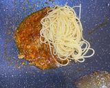 Foto langkah ke 3 dari resep Spaghetti Bolognese Pedas Dengan Tuna.