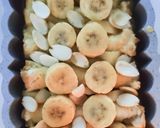 Gambar langkah 4 resipi Puding Roti Madu.
