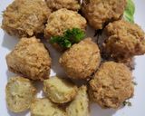 Foto langkah ke 4 dari resep Bakso Goreng Ayam (halal).
