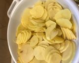 Une image de l'étape 1 de Gratin Dauphinois.