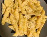 A picture of step 4 of Chicken Cheese Penne Pasta.