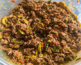 Foto del paso 1 de la receta: Empanadas de carne desmechada al vino tinto🍷🥟