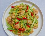 Foto langkah ke 4 dari resep Tumis Labu Siam Udang.