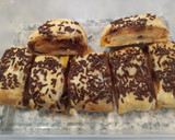 Foto del paso 10 de la receta: Hojaldres de mermelada con pasas y pepitas de chocolate