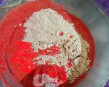 A picture of step 9 of Creamy red velvet cupcakes (without oven).