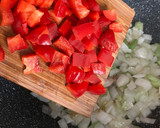 Foto del paso 5 de la receta: Bacalao skrei fresco en salsa de cebolla con tarrina de arroz integral