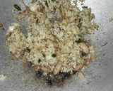 Foto langkah ke 3 dari resep Isi piring ku Nasi goreng Ijo.
