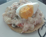 Foto del paso 6 de la receta: Tostadas de ensalada de atún
