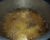 A picture of step 2 of Deep fried cassava with lemon and masala #authormarathon.