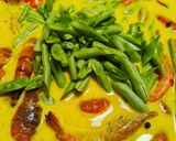Gambar langkah 3 resipi Udang Galah Masak Lemak Cili Api.