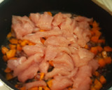 Foto del paso 3 de la receta: Estofado de pavo a la sidra