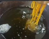 A picture of step 2 of Masala tikha gathiya.