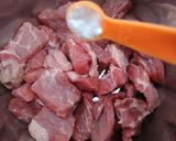 Foto langkah ke 1 dari resep Rendang Daging Sapi Praktis.
