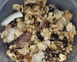 A picture of step 5 of Granola cereal 1.