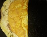 A picture of step 4 of Fluffy omelette.