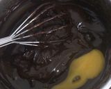 Foto langkah ke 2 dari resep Choco coffee custard muffin.