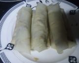 A picture of step 4 of Vegetable roll.