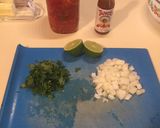 A picture of step 1 of Extremely Easy Tomato Salsa.